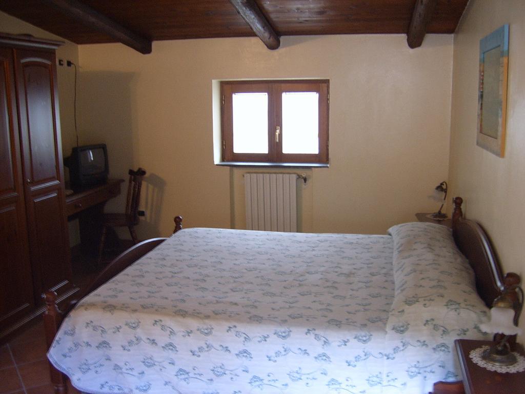 Agriturismo La Grotta Corbara  ภายนอก รูปภาพ